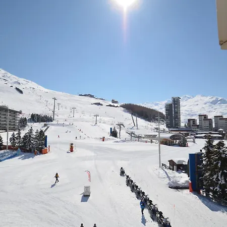 Apartment Renove 3 Pieces Pour 6 Pers, Balcon, 2 Sdb, Proche Ascenseur, Skis, Qualite 4 Flocons - Fr-1-452-203 *